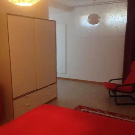 Manugoldhouse